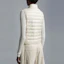 Purchase (W) 몽클레르 리안 SS23 화이트 민소매 다운 베스트 I10931A1020053048034