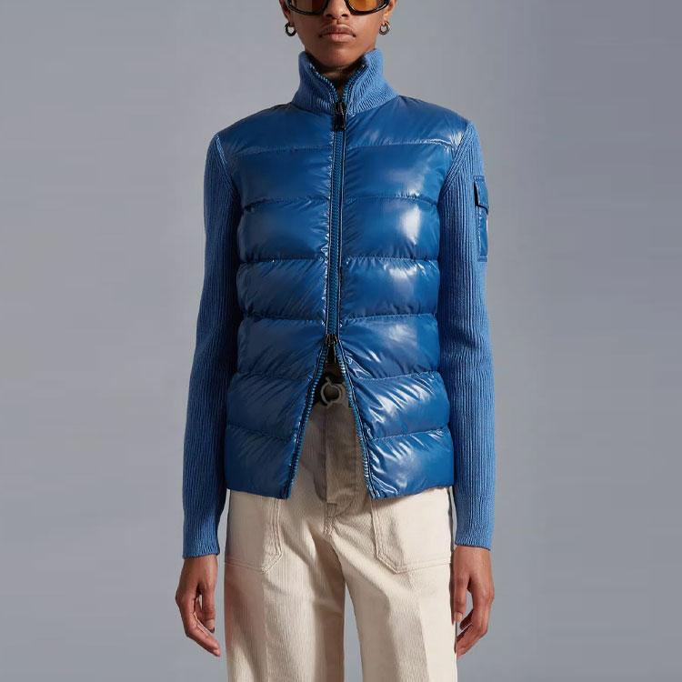 Lookbook (W) Moncler MAGLIA CARDIGAN Jaket Biru Zip Kolar Berdiri. H20939B00026M1131728