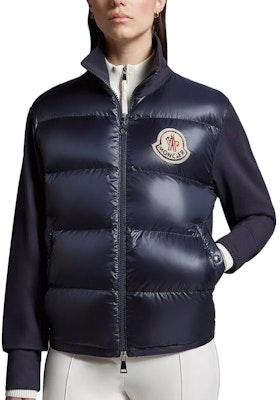 (W) Moncler 灣畔燈芯絨徽標拉鍊羽絨外套 海軍藍 冬季外套 I20938G0001489A2Y778 Lookbook (W) Moncler 灣畔燈芯絨徽標拉鍊羽絨外套 海軍藍 冬季外套 I20938G0001489A2Y778