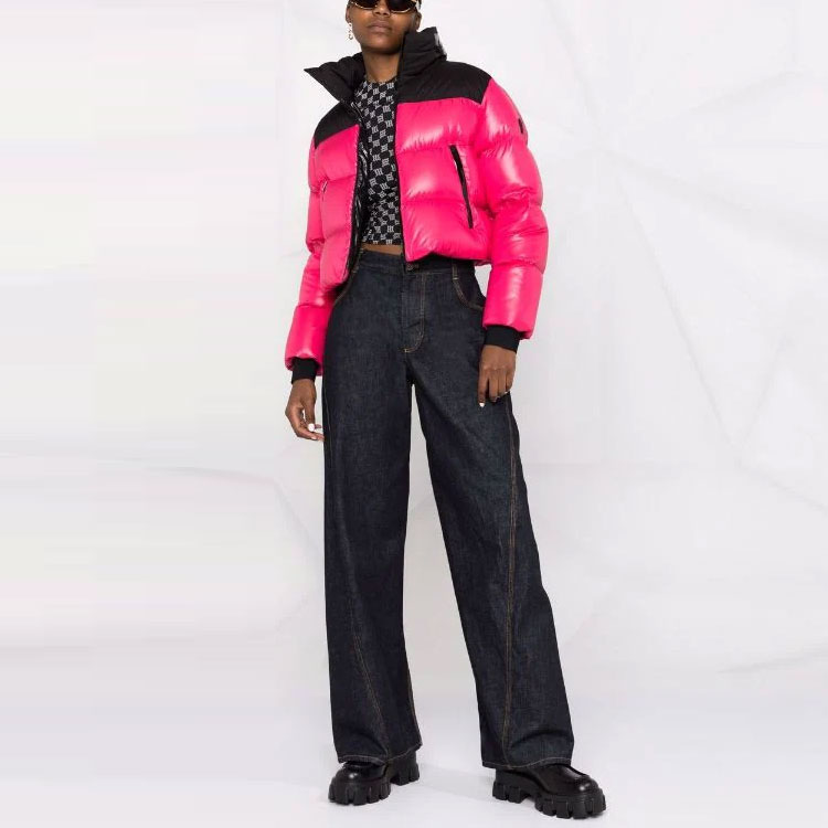 Lookbook (W) Moncler Parana 短款拼色羽絨外套 粉色冬季大衣 1A0006568950520