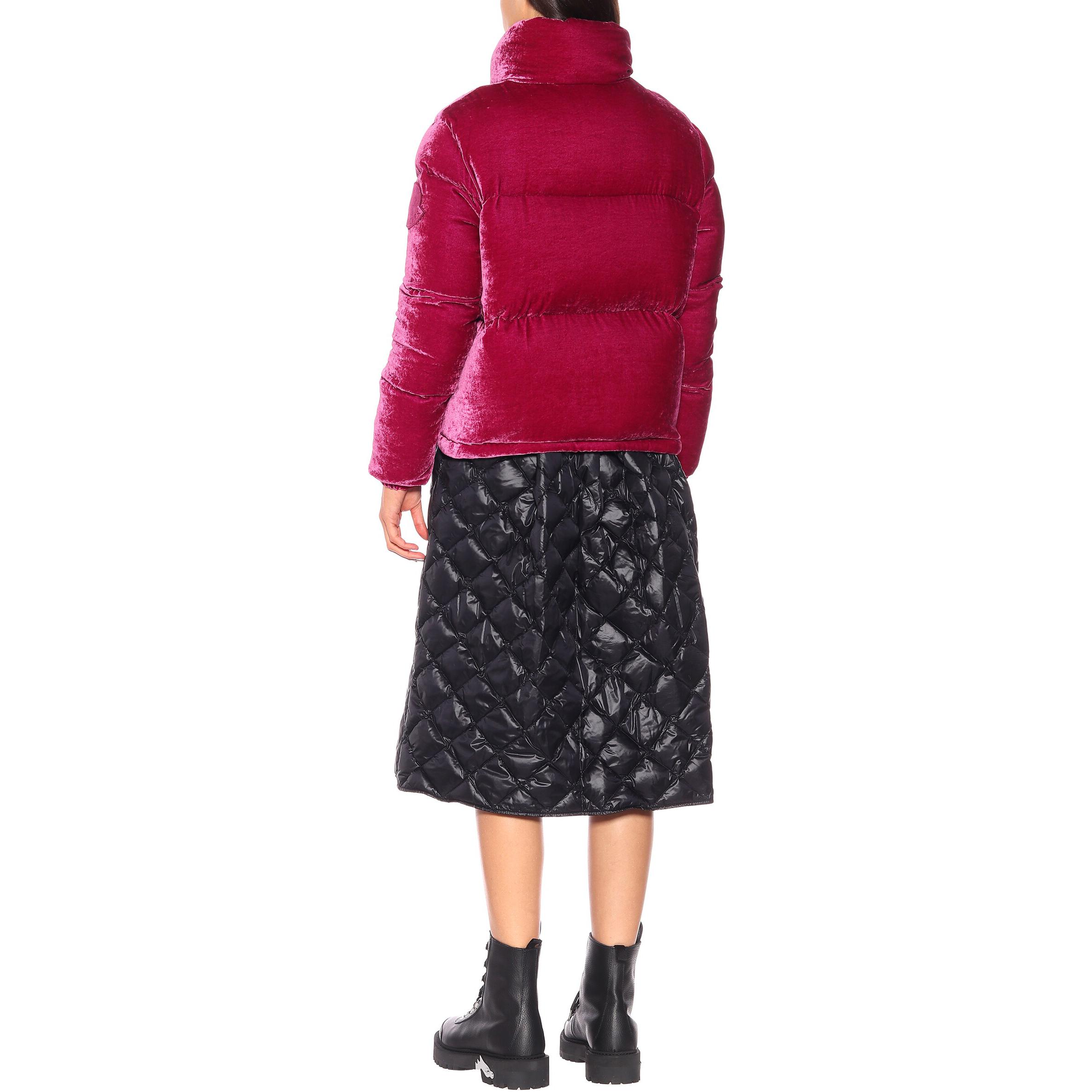 (Women) Moncler Rimac  Pink Short Down Jacket with Cozy Zip and Long Sleeves 20934591500C0293644 圖 4