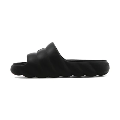(W) Moncler Slide 'Black Fashion'