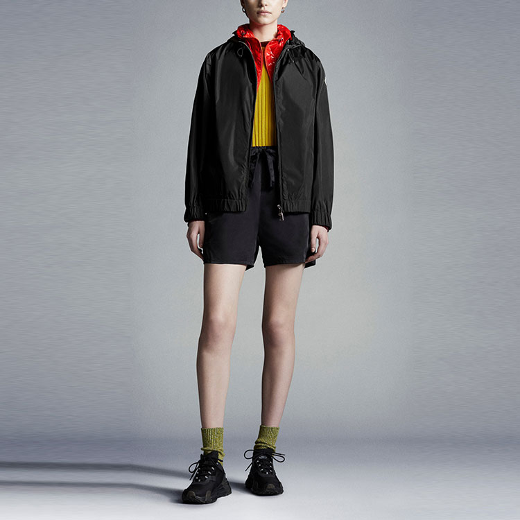 Shop (W) 盟可睐 SS22 黑色拉链连帽长袖夹克 H10931A0011454155999