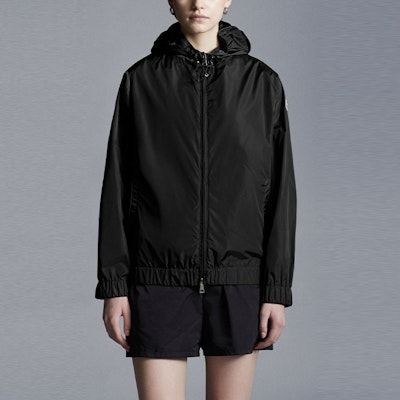 (W) 盟可睐 SS22 黑色拉链连帽长袖夹克 H10931A0011454155999 Purchase (W) 盟可睐 SS22 黑色拉链连帽长袖夹克 H10931A0011454155999