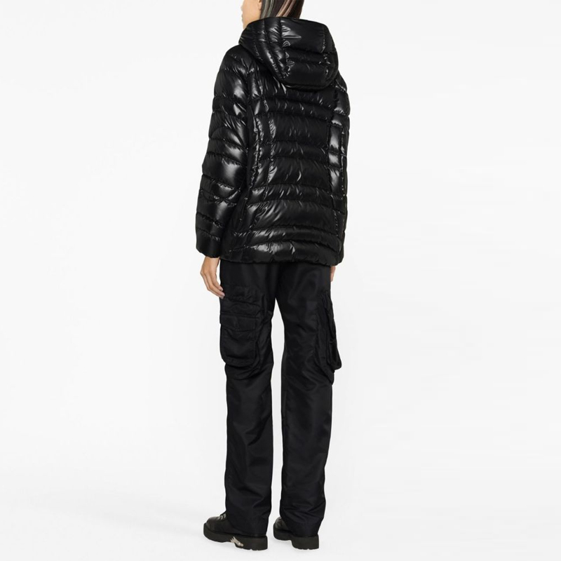 Shop (W) Moncler SS23 Jaket Puffer Hitam dengan Hood dan Resleting. I10931A00018595OK999