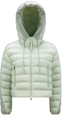 (W) Chaqueta Verde con Capucha y Relleno de Plumón Moncler SS23. I10931A00091595FE80B Order (W) Chaqueta Verde con Capucha y Relleno de Plumón Moncler SS23. I10931A00091595FE80B