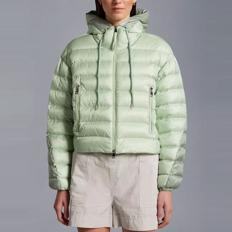 Shop (W) Chaqueta Verde con Capucha y Relleno de Plumón Moncler SS23. I10931A00091595FE80B