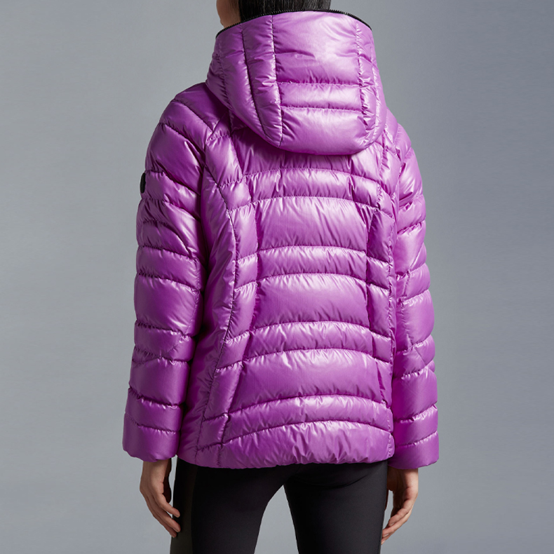 (Women) Moncler SS23  Purple Hooded Puffer Down Jacket I10931A00018595OK54G 圖 5
