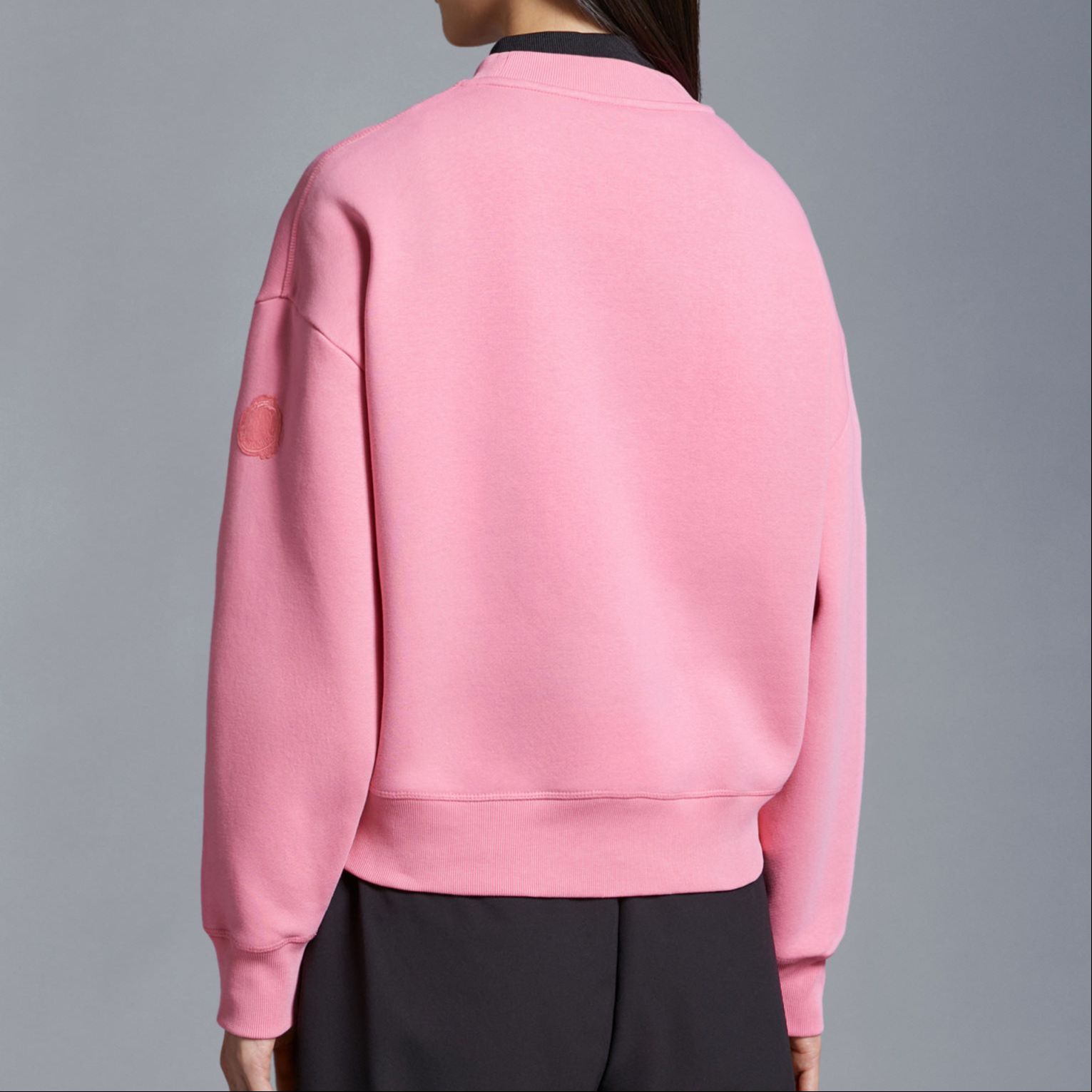 Shop (W) 蒙克莱 SS24 粉色龙补丁羊毛衫，龙年系列。 J10938G00010M3929528