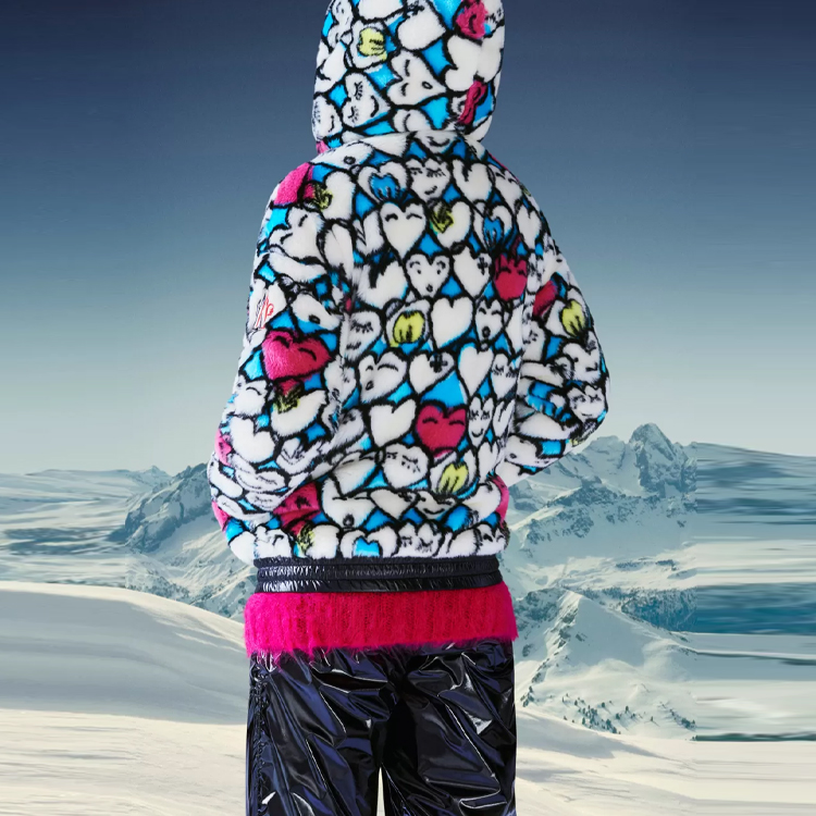 Purchase (W) Moncler 白色滿版心型笑臉連帽外套. G20988G00017899IZ72S