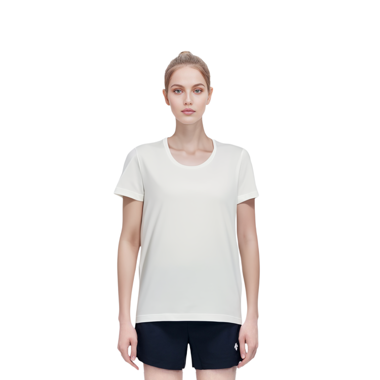 Lookbook (W) Moncler 白色Logo補丁短袖圓領T恤。 8C73200V8058033