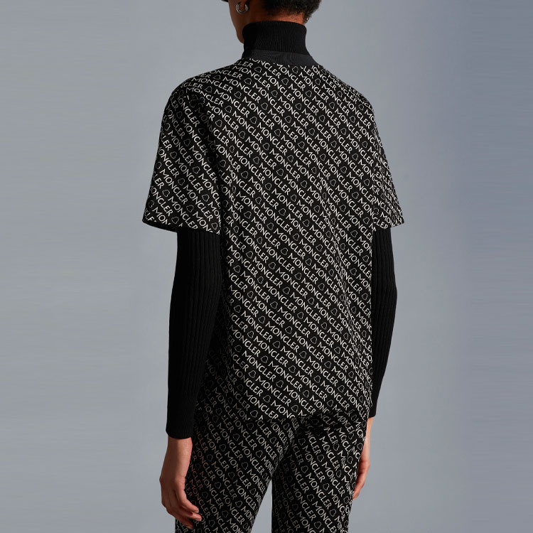 (Women) Moncler Women’s Logo Print Crewneck Short Sleeve T-Shirt. H20938C00025899TEF90 圖 4