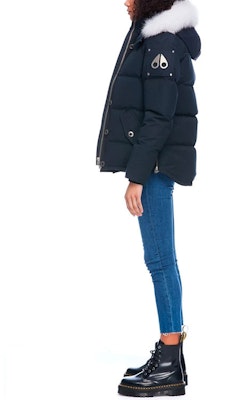 (W) Moose Knuckles 3Q修身白狐毛连帽羽绒服FW21海军蓝冬季款夹克. MK2229L3Q-401 Details for (W) Moose Knuckles 3Q修身白狐毛连帽羽绒服FW21海军蓝冬季款夹克. MK2229L3Q-401