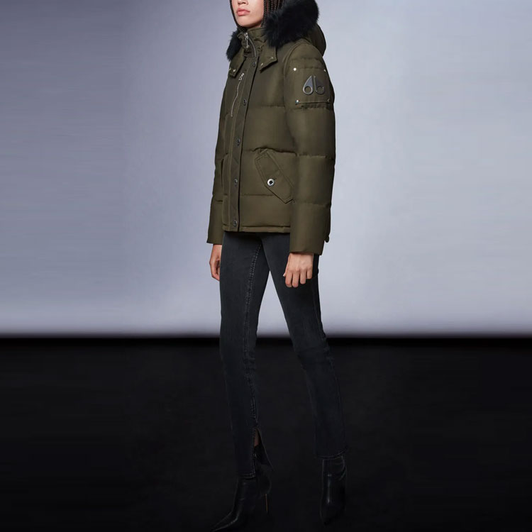 Shop (W) Moose Knuckles 3Q系列连帽羽绒服 FW21 军绿色. MK2229l3Q-775