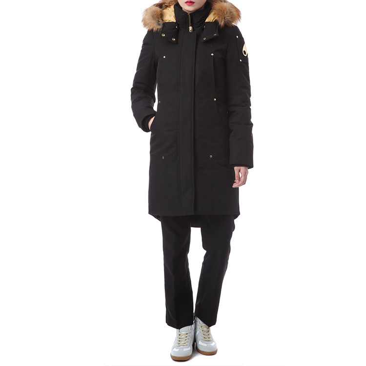 Shop (W) Moose Knuckles 黑色羽绒服带毛领帽。 M39LP203GH-294