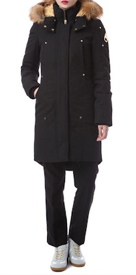 (W) Moose Knuckles 黑色羽绒服带毛领帽。 M39LP203GH-294 Shop (W) Moose Knuckles 黑色羽绒服带毛领帽。 M39LP203GH-294