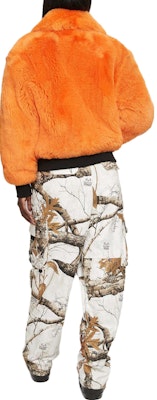 (W) Moose Knuckles Jaket Fleece Resleting Warna Solid Oranye M33LL301-1190 Shop (W) Moose Knuckles Jaket Fleece Resleting Warna Solid Oranye M33LL301-1190