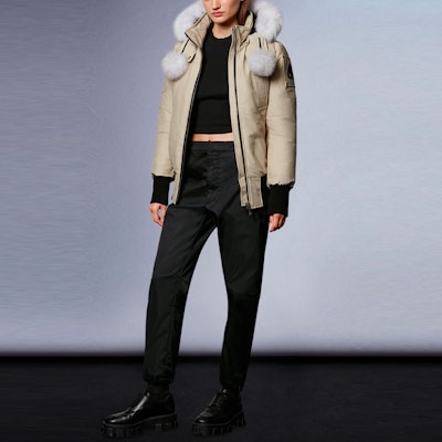 (W) Moose Knuckles Debbie Bomber Jaket Putih Gaya Pilot. MK2002LB-347 Shop (W) Moose Knuckles Debbie Bomber Jaket Putih Gaya Pilot. MK2002LB-347