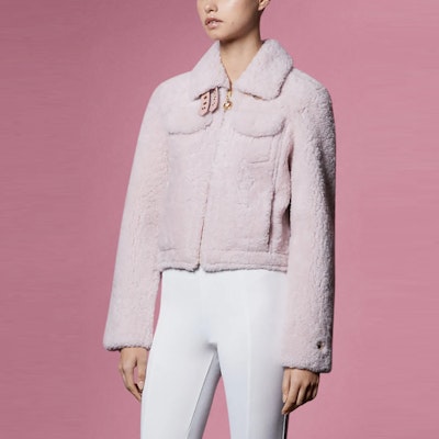 (W) Moose Knuckles x Jennifer Meyer Jaket Scissor Zip Pink Edisi FW21. M31LL319JM-102 Sizing (W) Moose Knuckles x Jennifer Meyer Jaket Scissor Zip Pink Edisi FW21. M31LL319JM-102