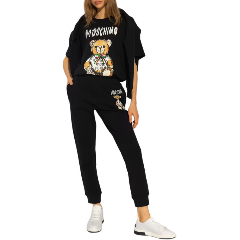Shop (W) 모스키노 블랙 엘라스틱 웨이스트 그래픽 프린트 조거 팬츠. V0340-0528-1555