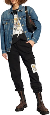 (W) 모스키노 블랙 로고 프린트 코튼 오버사이즈 반팔 티셔츠. V070455411555 Lookbook (W) 모스키노 블랙 로고 프린트 코튼 오버사이즈 반팔 티셔츠. V070455411555