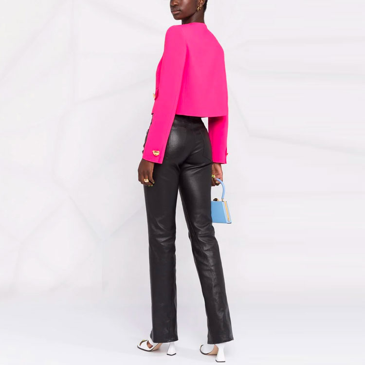 Shop (W) 모스키노 FW21 핑크 싱글 브레스티드 크롭 자켓. A0505-5525-0217