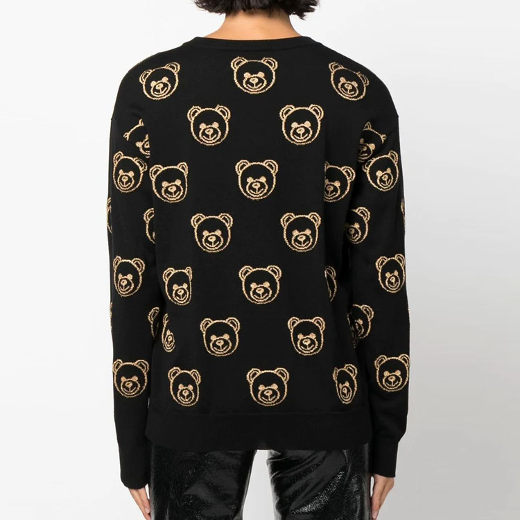 Shop (W) 모스키노 FW22 블랙 베어 프린트 울 풀오버 스웨터. V0921-5401-1555