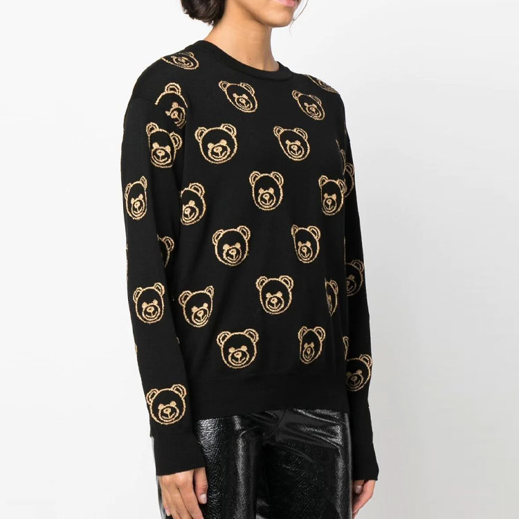 Purchase (W) 모스키노 FW22 블랙 베어 프린트 울 풀오버 스웨터. V0921-5401-1555