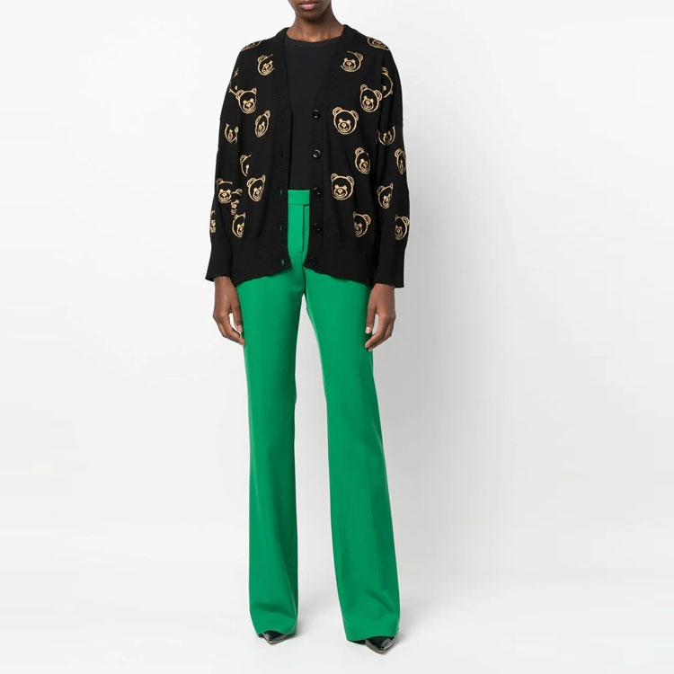 Lookbook (W) 모스키노 FW22 블랙 울 니트 가디건 카툰 곰 디자인. V0924-5401-1555