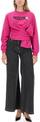 (W) 모스키노 FW23 블랙 플레어 데님 진 지퍼 프론트 디자인. A0334-5423-0555 Lookbook (W) 모스키노 FW23 블랙 플레어 데님 진 지퍼 프론트 디자인. A0334-5423-0555