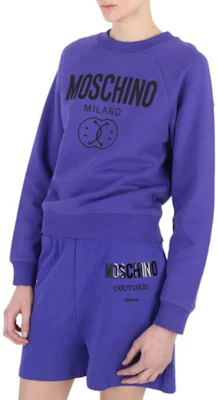 (Women) Moschino Smiley Logo Crewneck Long Sleeve Sweatshirt Women’s Purple A1704-5528-2278 Lookbook (Women) Moschino Smiley Logo Crewneck Long Sleeve Sweatshirt Women’s Purple A1704-5528-2278
