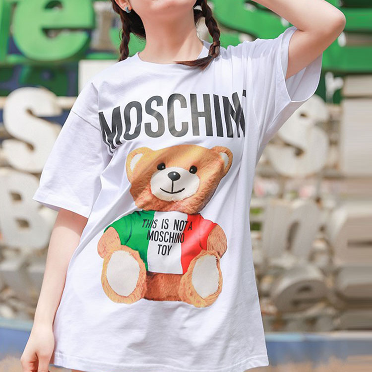 Shop (W) MOSCHINO SS22 卡通小熊標誌印花白色休閒T恤。 E-V0708-0540