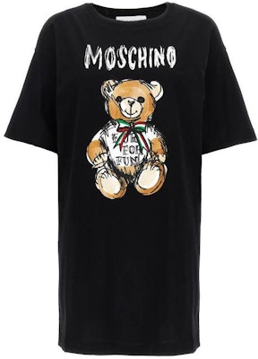 (W) MOSCHINO Kaos Hitam Oversized Wanita dengan Cetakan Teddy Bear Casual V0452-0541-1555 Order (W) MOSCHINO Kaos Hitam Oversized Wanita dengan Cetakan Teddy Bear Casual V0452-0541-1555