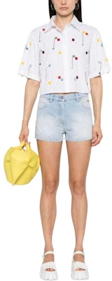 (W) MSGM Pantalones Cortos de Mezclilla Lavada Logo Bordado Azul Claro. 3642MDB231L247480-BLUE Lookbook (W) MSGM Pantalones Cortos de Mezclilla Lavada Logo Bordado Azul Claro. 3642MDB231L247480-BLUE