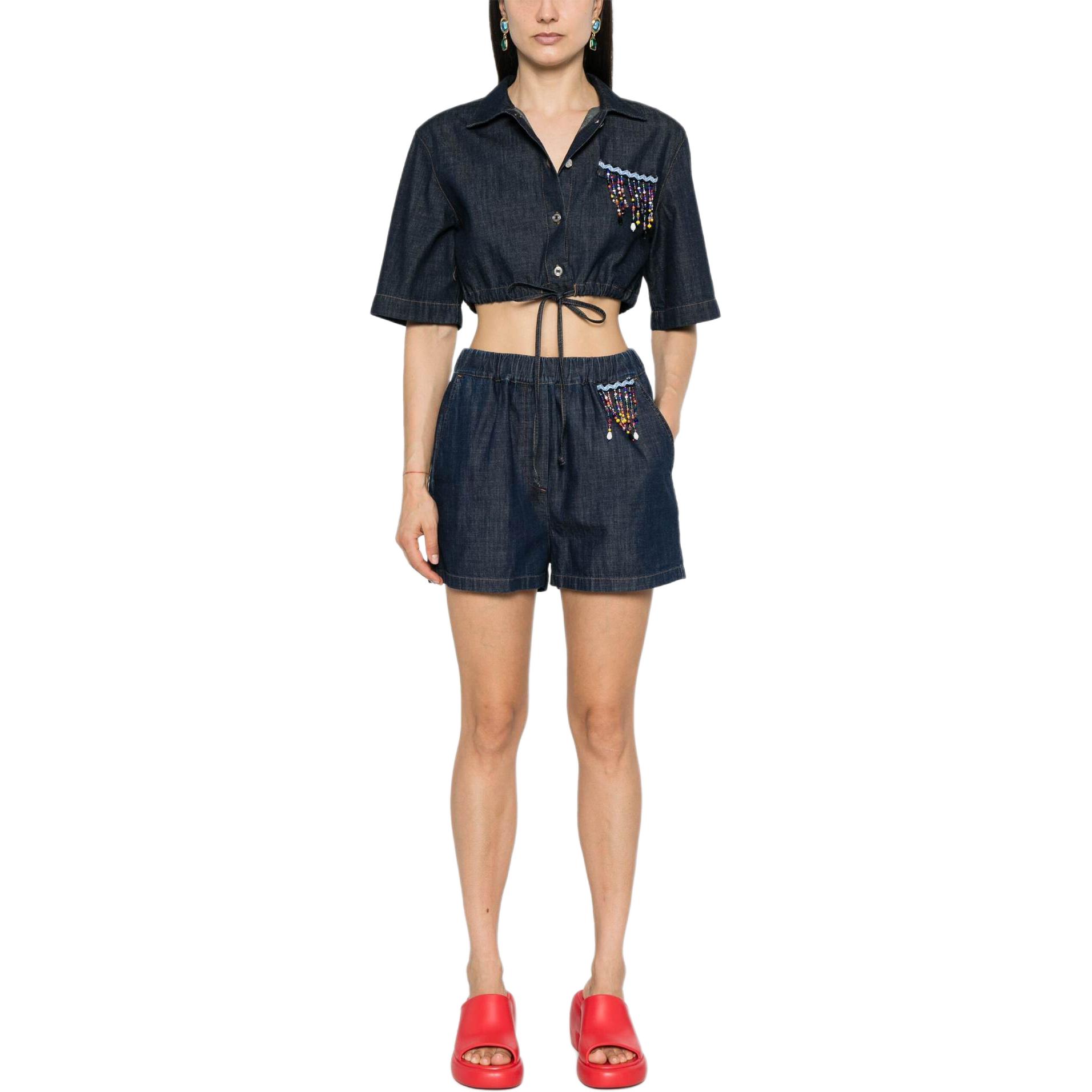 Lookbook (W) MSGM Shorts de Mezclilla Índigo con Flecos y Cuentas, Cintura Elástica y Bolsillos. 3642MDB230L247482-BLUE