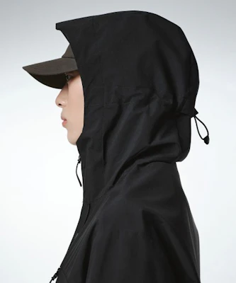 (W) Musinsa Standard Jaket Windbreaker Wanita Shelter City Leisure Hitam MWFJJ8B10-BK Shop (W) Musinsa Standard Jaket Windbreaker Wanita Shelter City Leisure Hitam MWFJJ8B10-BK