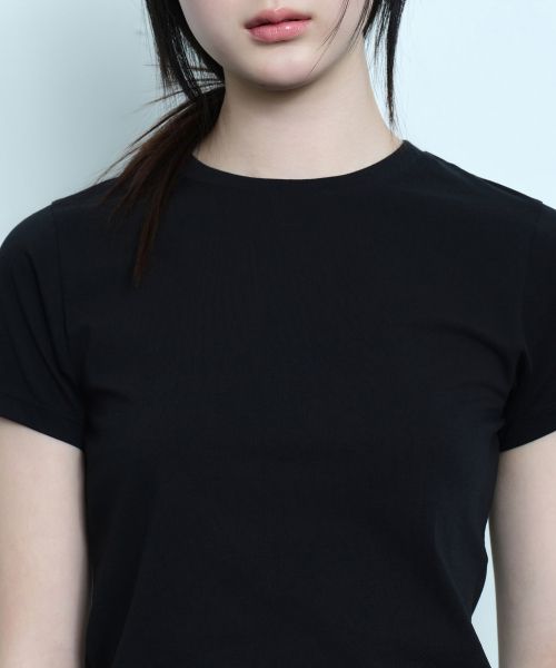 Shop (Women) Musinsa Standard Women [UV Protection]  Slim Crew Neck T-Shirt [Black] MWFTS5B14-BK