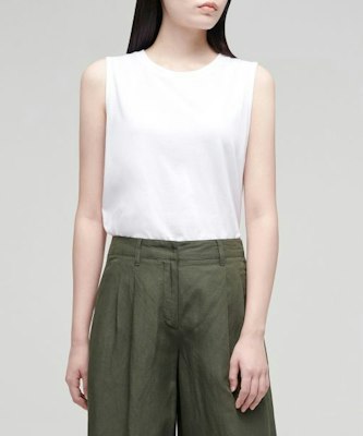 (W) MUSINSA STANDARD 女士基础款无袖上衣【白色】 MWJTE0Z11-WH Lookbook (W) MUSINSA STANDARD 女士基础款无袖上衣【白色】 MWJTE0Z11-WH