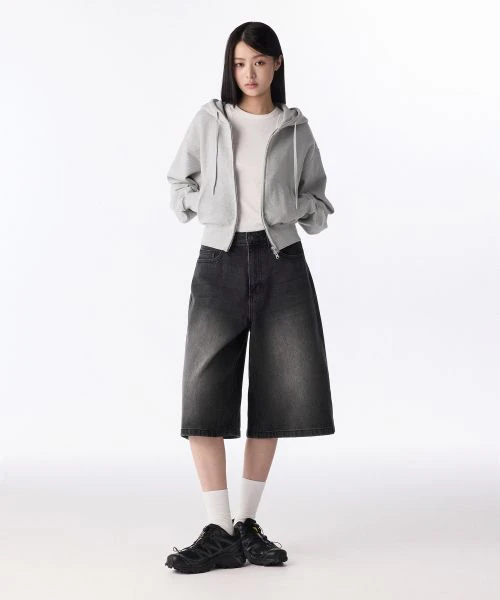 women-musinsa-standard-women-big-brush-wide-bermuda-denim-pants-washed-black-mwenh-4-z22-wc