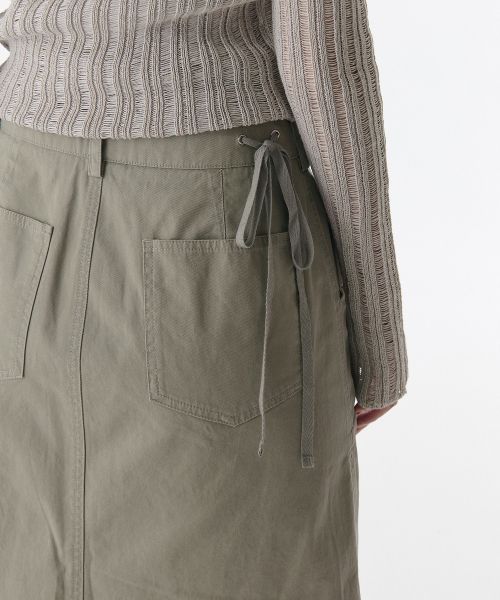 Shop (Women) MUSINSA STANDARD WOMEN Cargo Knee-Length Skirt [Sage] MWDSK4Z01-SA