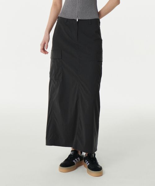 Lookbook (Women) MUSINSA STANDARD WOMEN Cargo Maxi Skirt [Gunmetal] MWCSK4Z03-GT