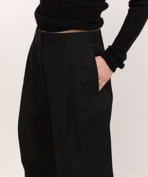 Purchase (Women) Musinsa Standard Women Deep Tuck Extra Wide Chino Pants [Black] MWEPC8C02-BK