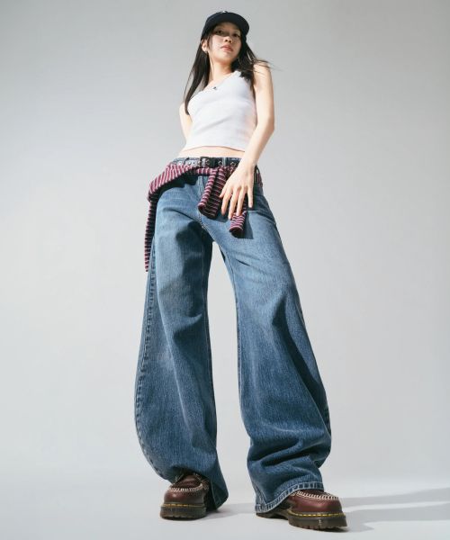 (Women) MUSINSA STANDARD WOMEN Essential Curved Denim Pants [Medium Indigo] MWFNP0A05-MI