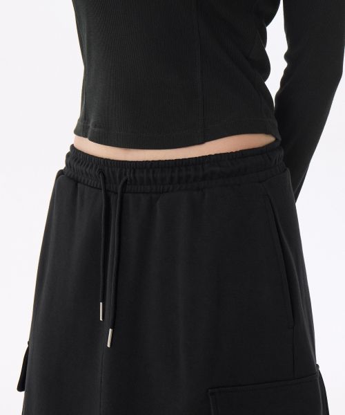 Lookbook (Women) MUSINSA STANDARD WOMEN Flat Terry Sweat Cargo Long Skirt [Black] MWESE2Z01-BK