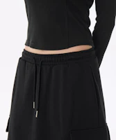 Lookbook (W) MUSINSA STANDARD WOMEN Rok Panjang Cargo Sweat Terry Hitam MWESE2Z01-BK