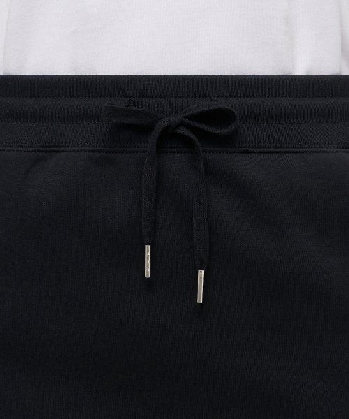 Lookbook (W) 무신사 스탠다드 여성 플랫 테리 스웻 롱 스커트 [블랙] MWJSE4Z05-BK