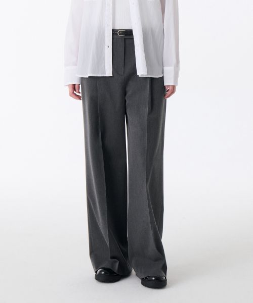 Lookbook (W) MUSINSA STANDARD 女款低腰深摺超寬版隱藏式鬆緊帶西裝褲［中灰色］ MWEPL0Z01-MR