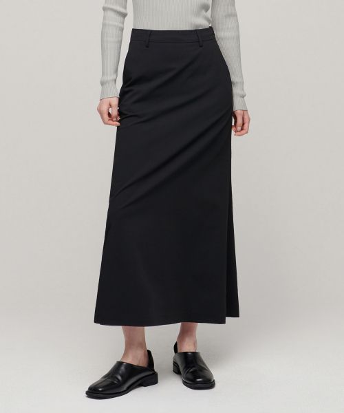 Lookbook (Women) MUSINSA STANDARD WOMEN Maxi Skirt [Black] MWBSK0Z05-BK