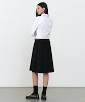Lookbook (W) Falda Negra Musinsa Standard Mujer Plisada a la Rodilla MWESK0B06-BK