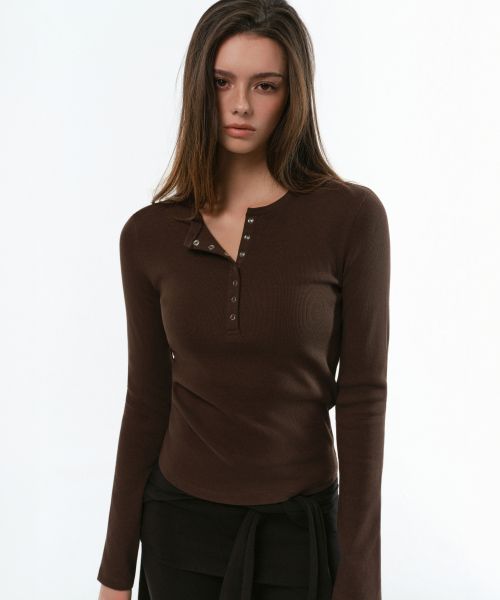 (Women) Musinsa Standard Women Ribbed Slim Henley Neck Long Sleeve T-Shirt [Dark Brown] MWFTL3B15-DR